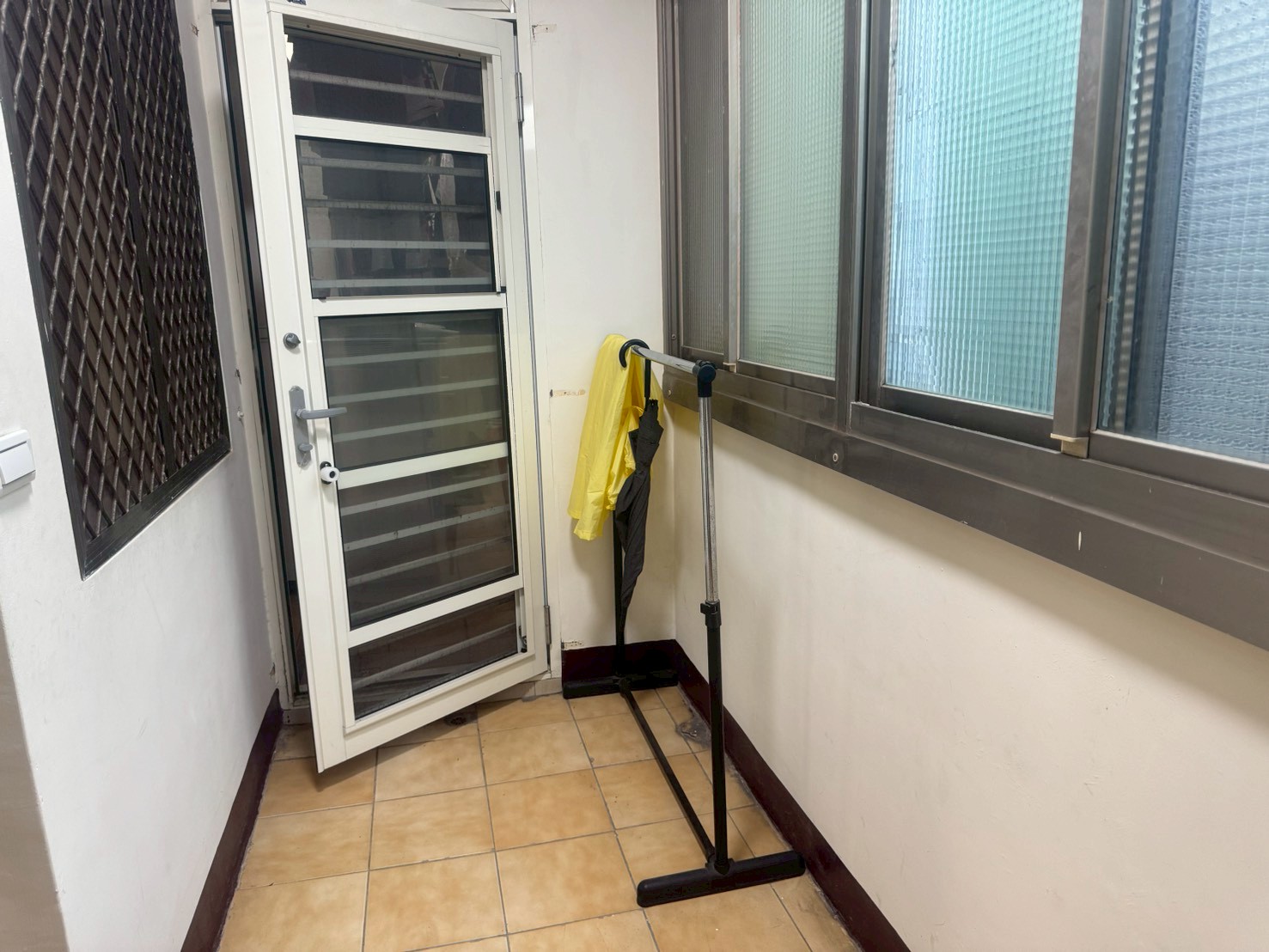 ���~�������x�M�СD�������(A42)