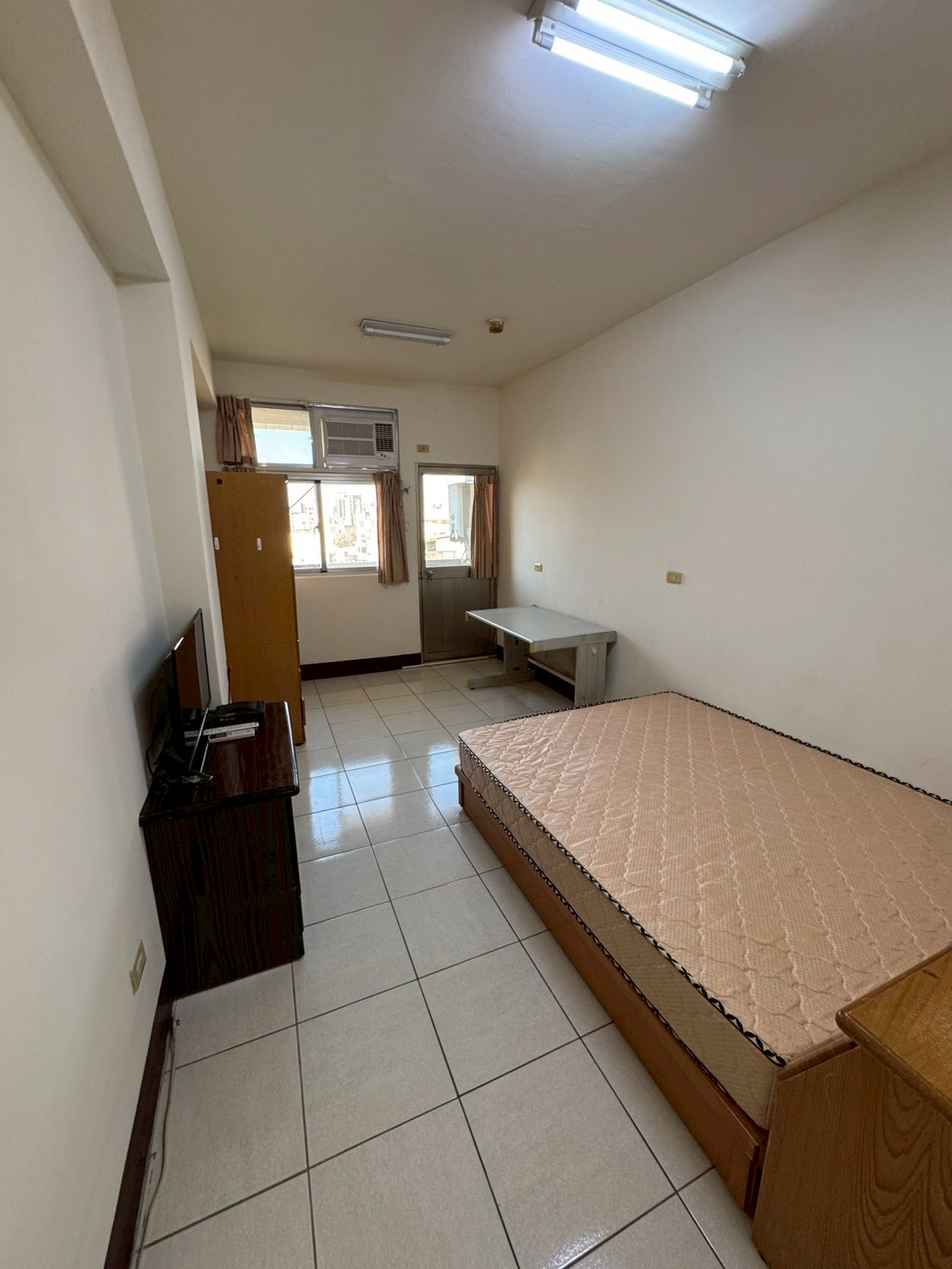 �M�j�n�j�հϡD�q�趧�x�W�~�M�СD�i�d���D�i����(A40)