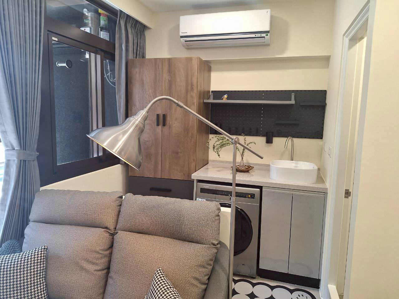 ������s���C�D���x�D�W�~��H�M��(A48)