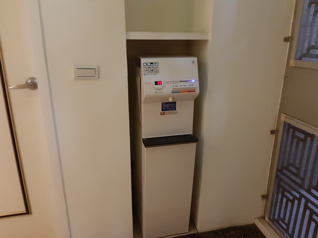 �Ь��T��q��W�~�M��(A20)