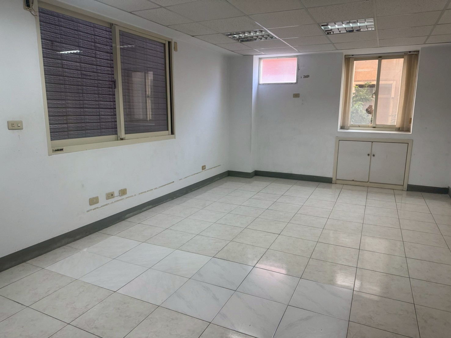 �F�s��@�Ф@�U�D�i�u�@�ǡD�줽�ǡD���a(B4)