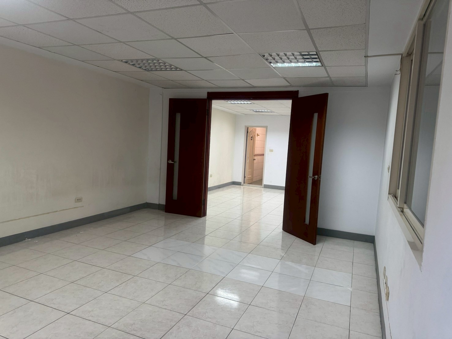 �F�s��@�Ф@�U�D�i�u�@�ǡD�줽�ǡD���a(B4)