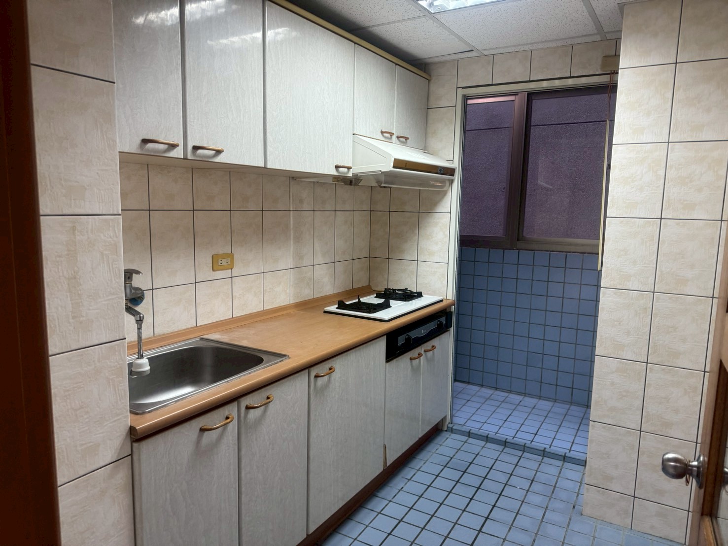 �F�s��@�Ф@�U�D�i�u�@�ǡD�줽�ǡD���a(B4)