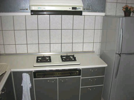 ���ˤs���j�W�Ƣ���Ъ����C�D����(D82)
