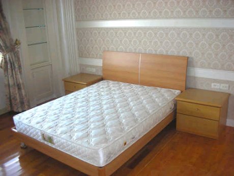 ���ˤs���j�W�Ƣ���Ъ����C�D����(D82)
