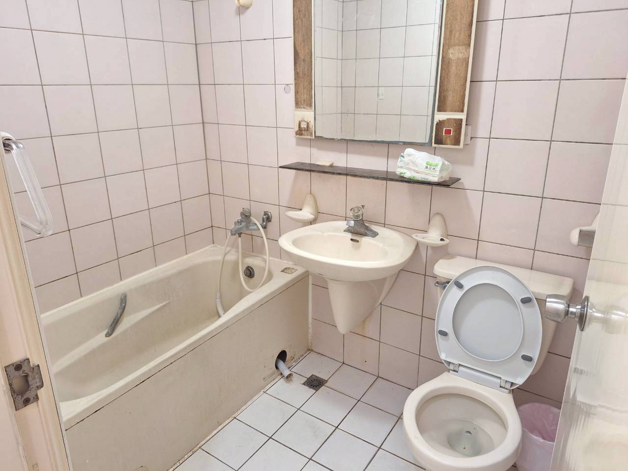 �F�j���G�q�T�г����a��q�D��������(D69)