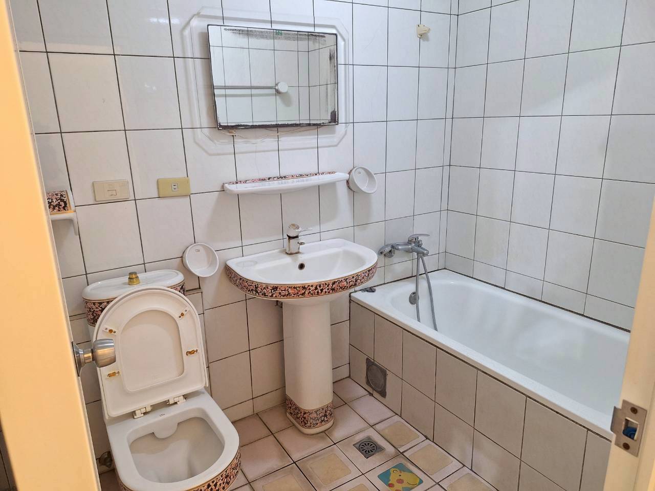 �������T�Ъ����񨮦�D�t�޲z�O(D34)