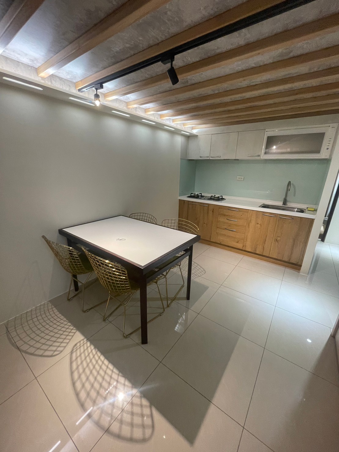 �����C��D�|�мӤ��ӡD�j�S�x�D�íѹq�D��������(D28)