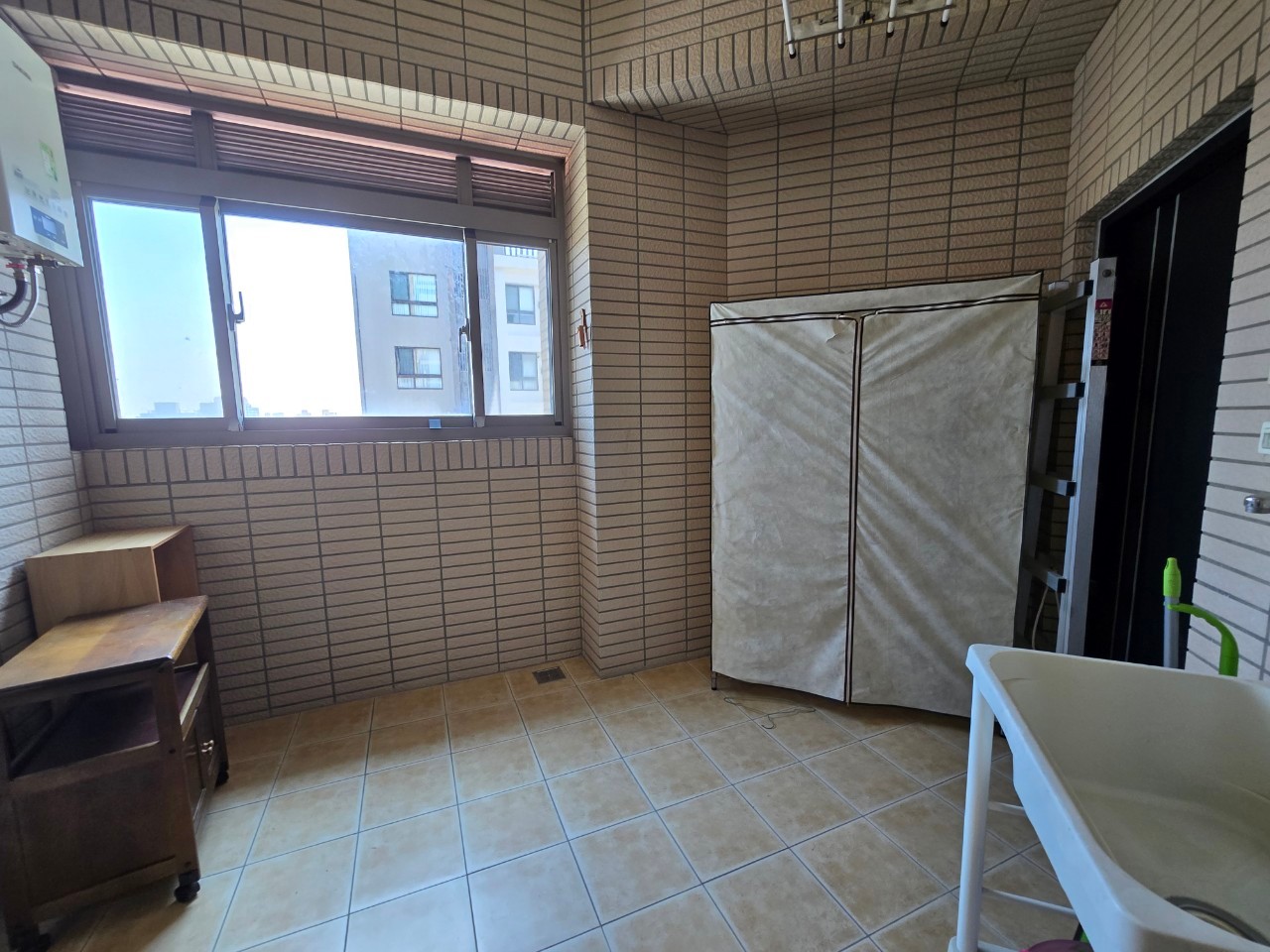 �����Ӱ�D���Ӽh�D�j�|�СD�t�ޡD���D�i���|�D�i�~��(D74)