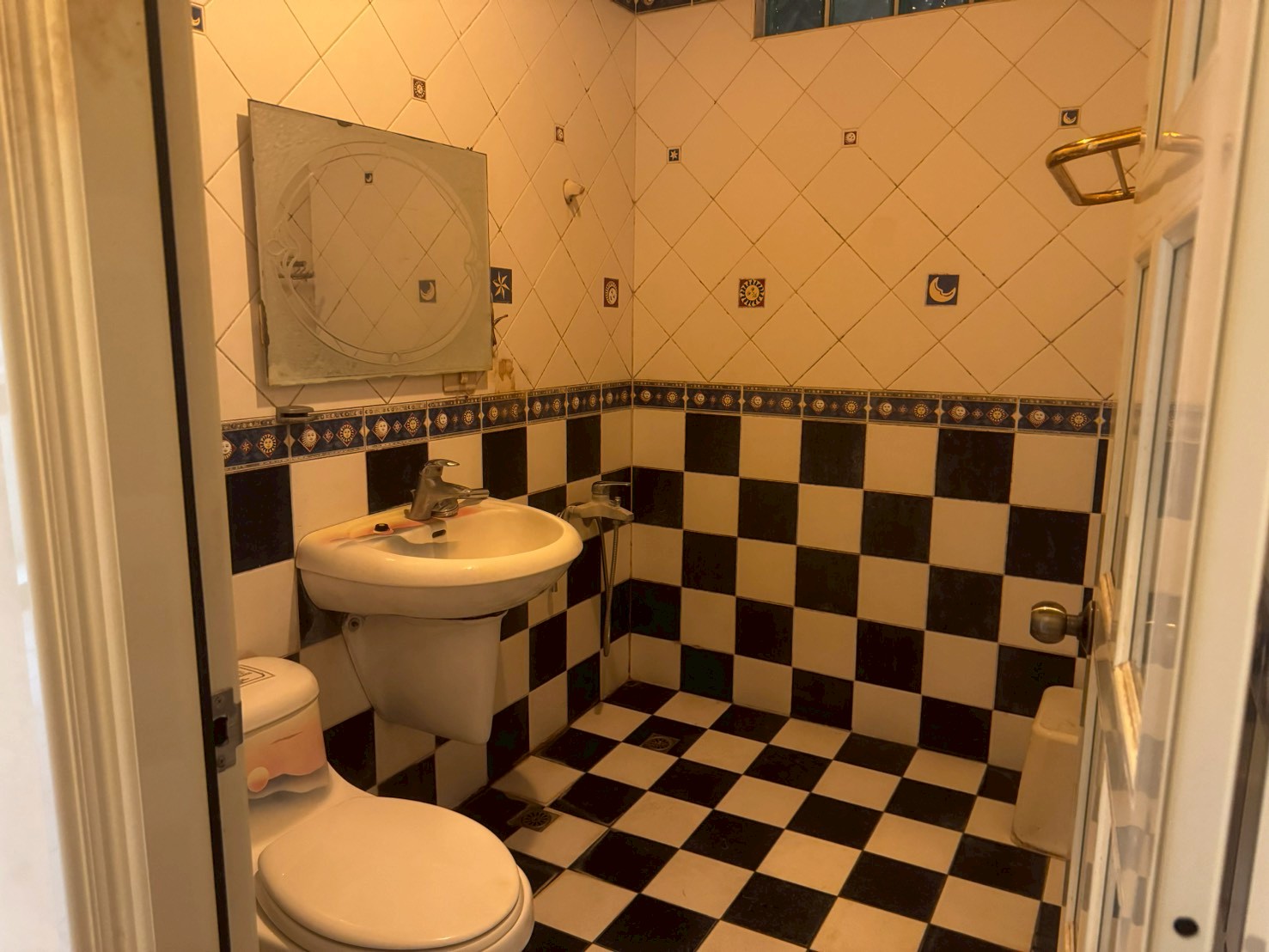 �˥_���s�����|�l�O�֡D�i�d��(JB101)