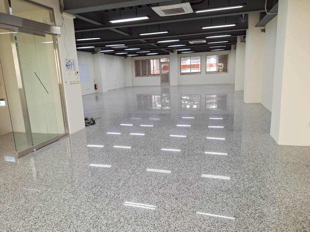 ظ@q줽ǡDiɯΤh(F67)