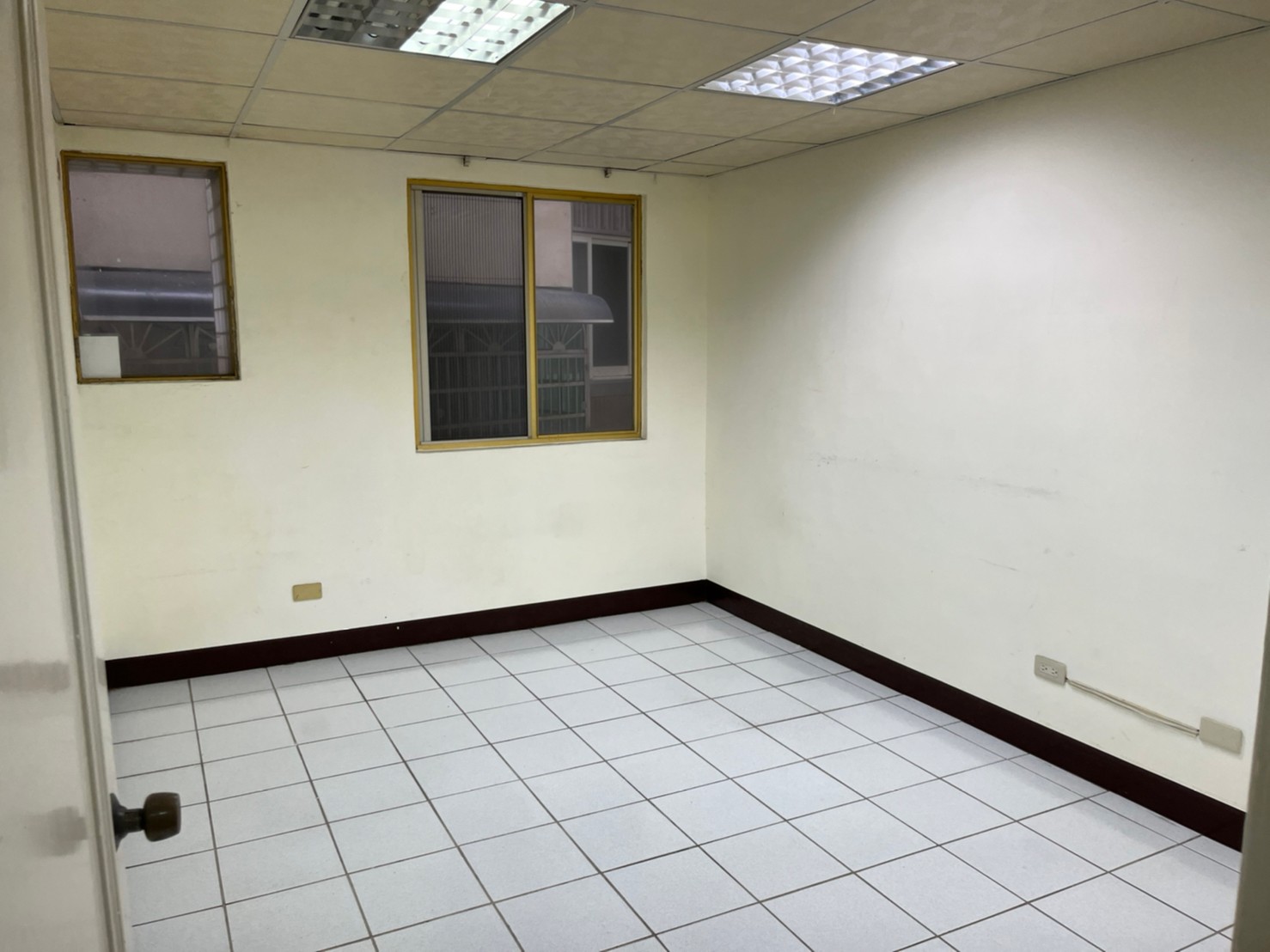 �L�˸��q�����j�ӡD���j���D�j�W��(F8)