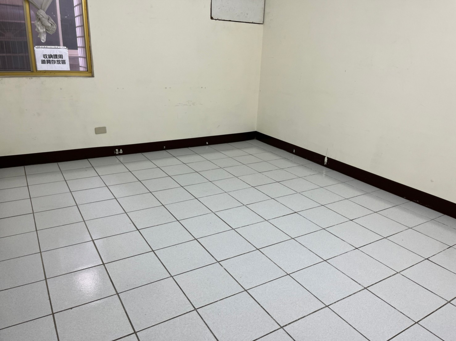 �L�˸��q�����j�ӡD���j���D�j�W��(F8)