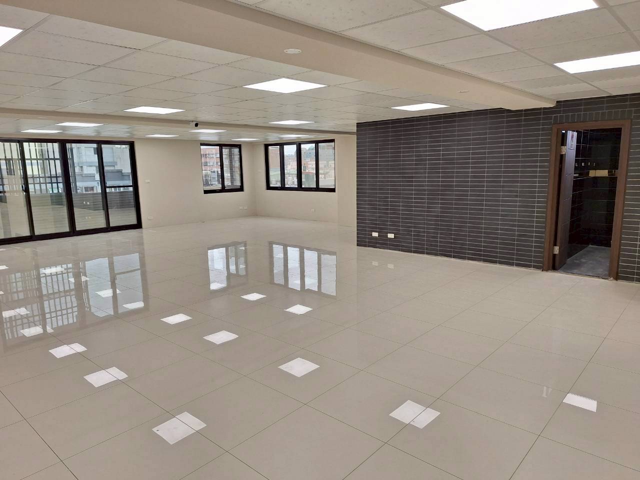 �g����@�q���s��z�D��h�X��(F145)