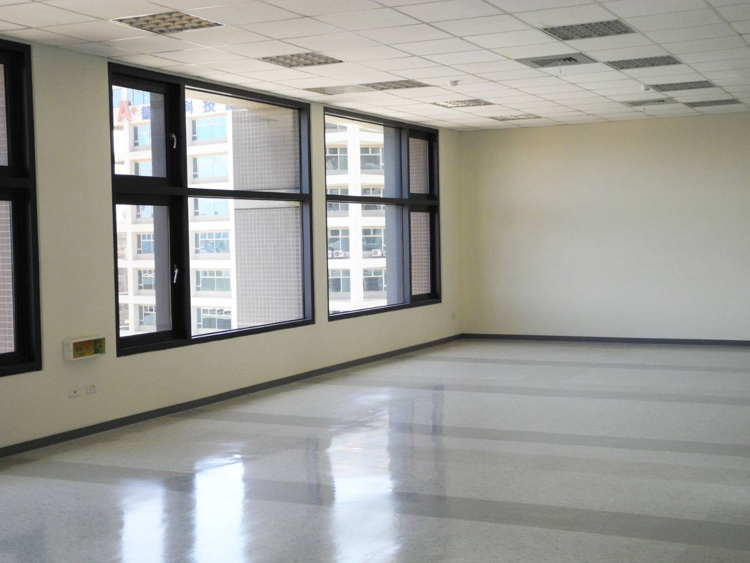 �H�����i�t�n�D�줽�ǡD���h��i��(F106)