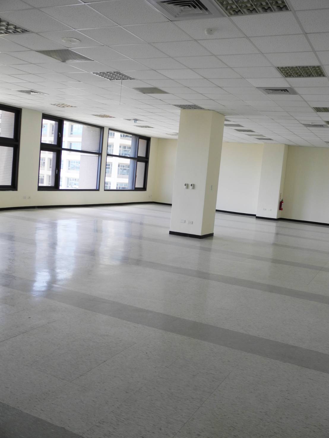 �H�����i�t�n�D�줽�ǡD���h��i��(F103)