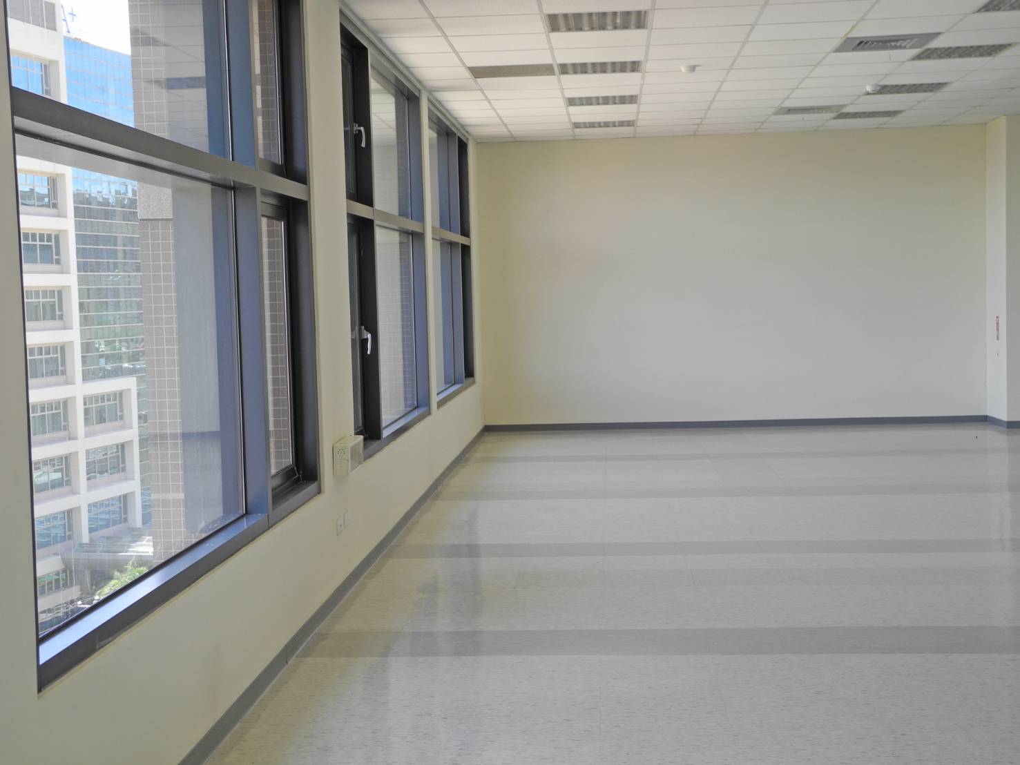 �H�����i�t�n�D�줽�ǡD���h��i��(F102)