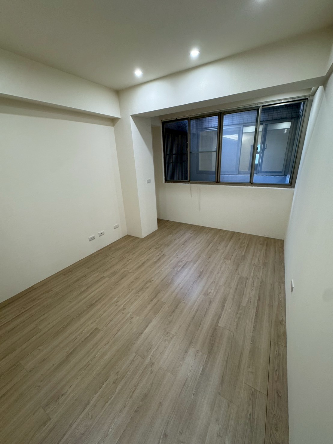 ���ڸ��D�񥨫��D�j�W����D���Ϣ��СD�íѥi��