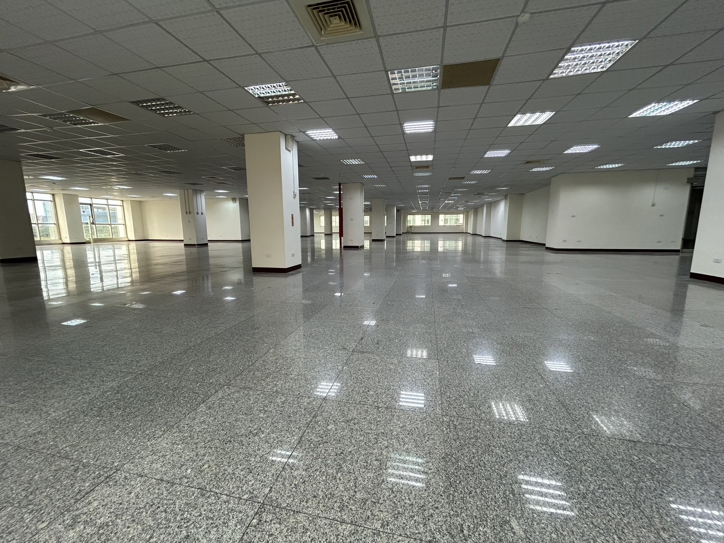�s�����зǼt��D�i�t�n�D���f��D�ŽաDĵ��(JBF16)