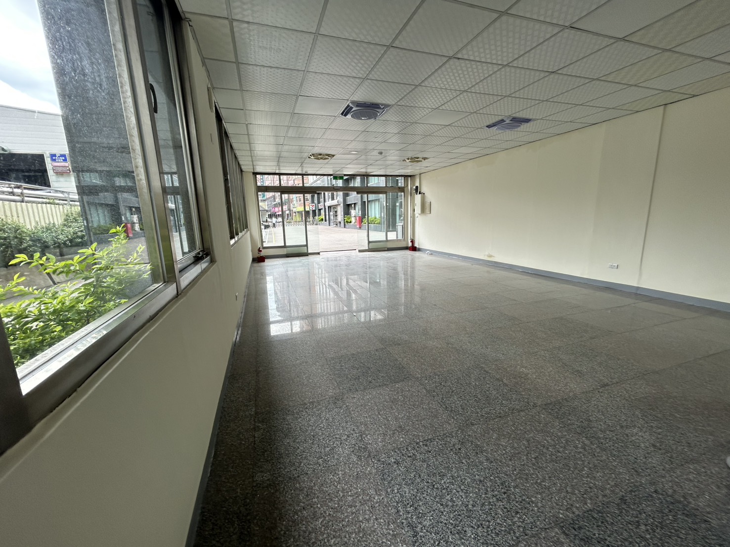 �}���p�W�Ƣ��Ӽt��D��K�i�X�D��ĵ��(JBF9)