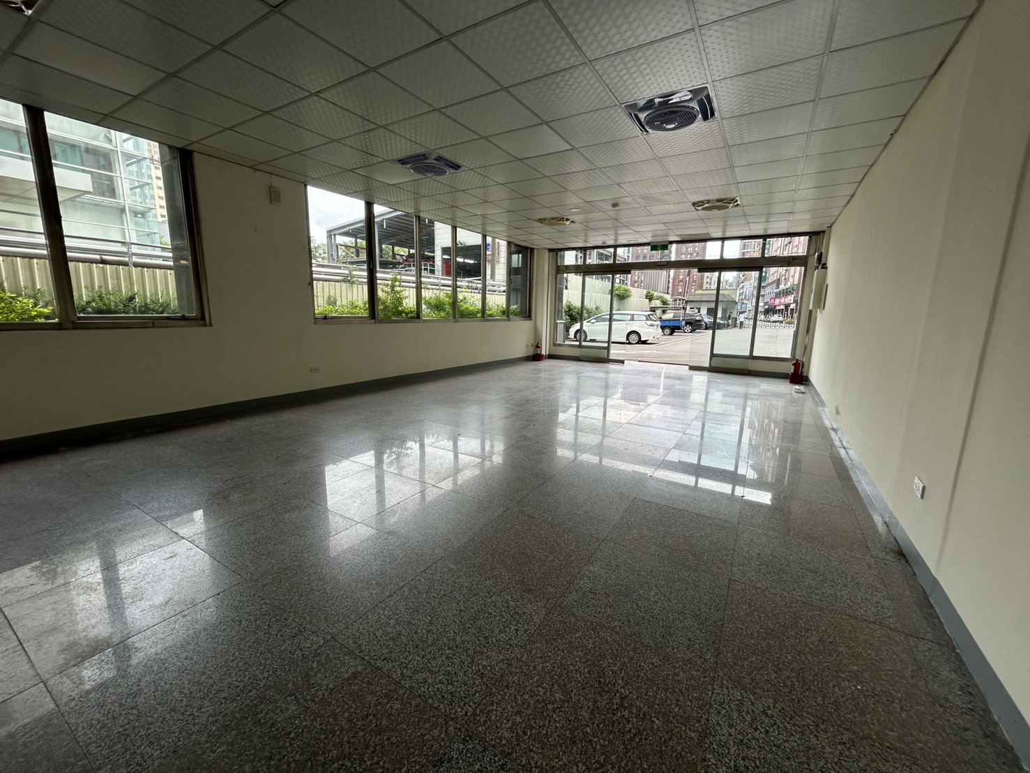 �}���p�W�Ƣ��Ӽt��D��K�i�X�D��ĵ��(JBF9)