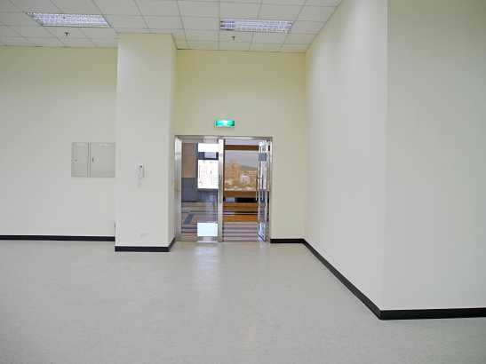 ���D�����G�q�A�u�t��D�������f��(F132)