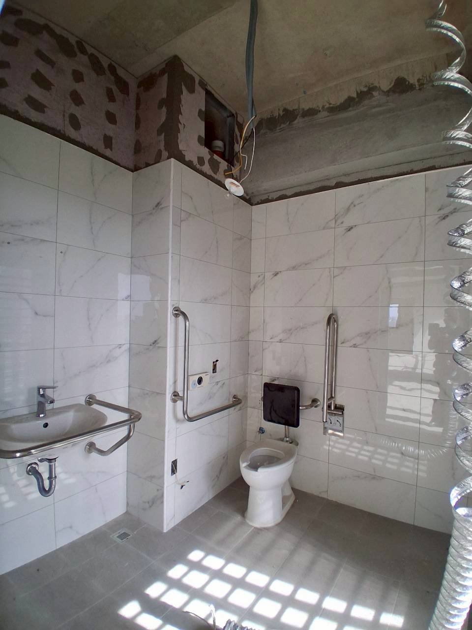 �����������Űӿ�/�L���e�����[/�e���|ĳ��(JBF9)