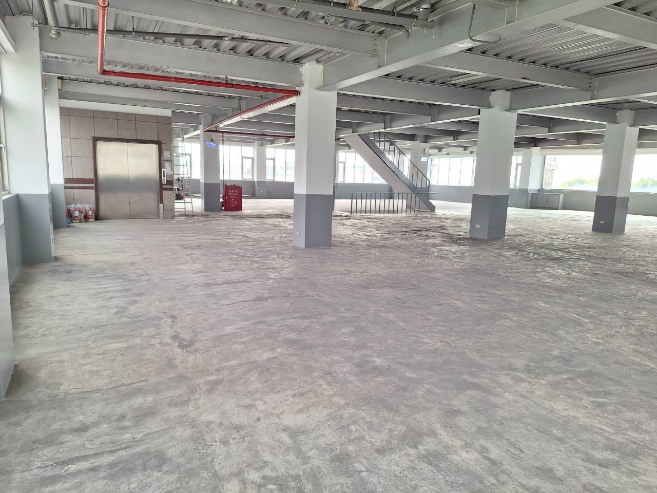 ���ظ����q�j�W�Ƽt�СD��������(G24)