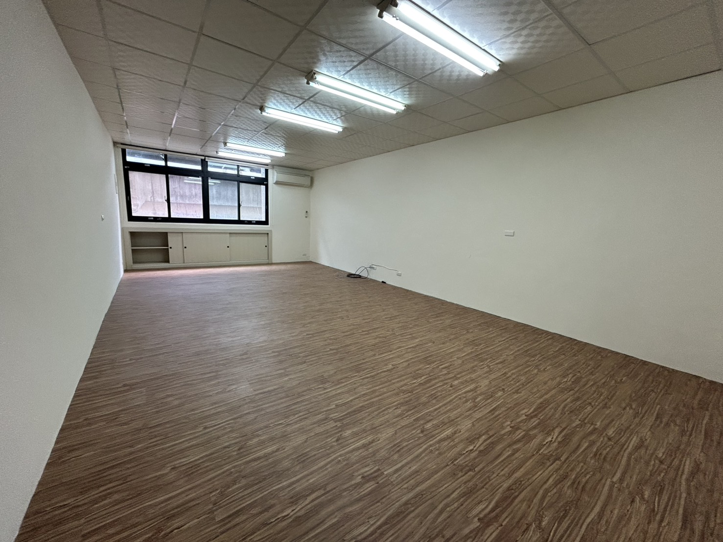 �������ǡD��ɥX���D�ڵ��\���D���s��z(H16)