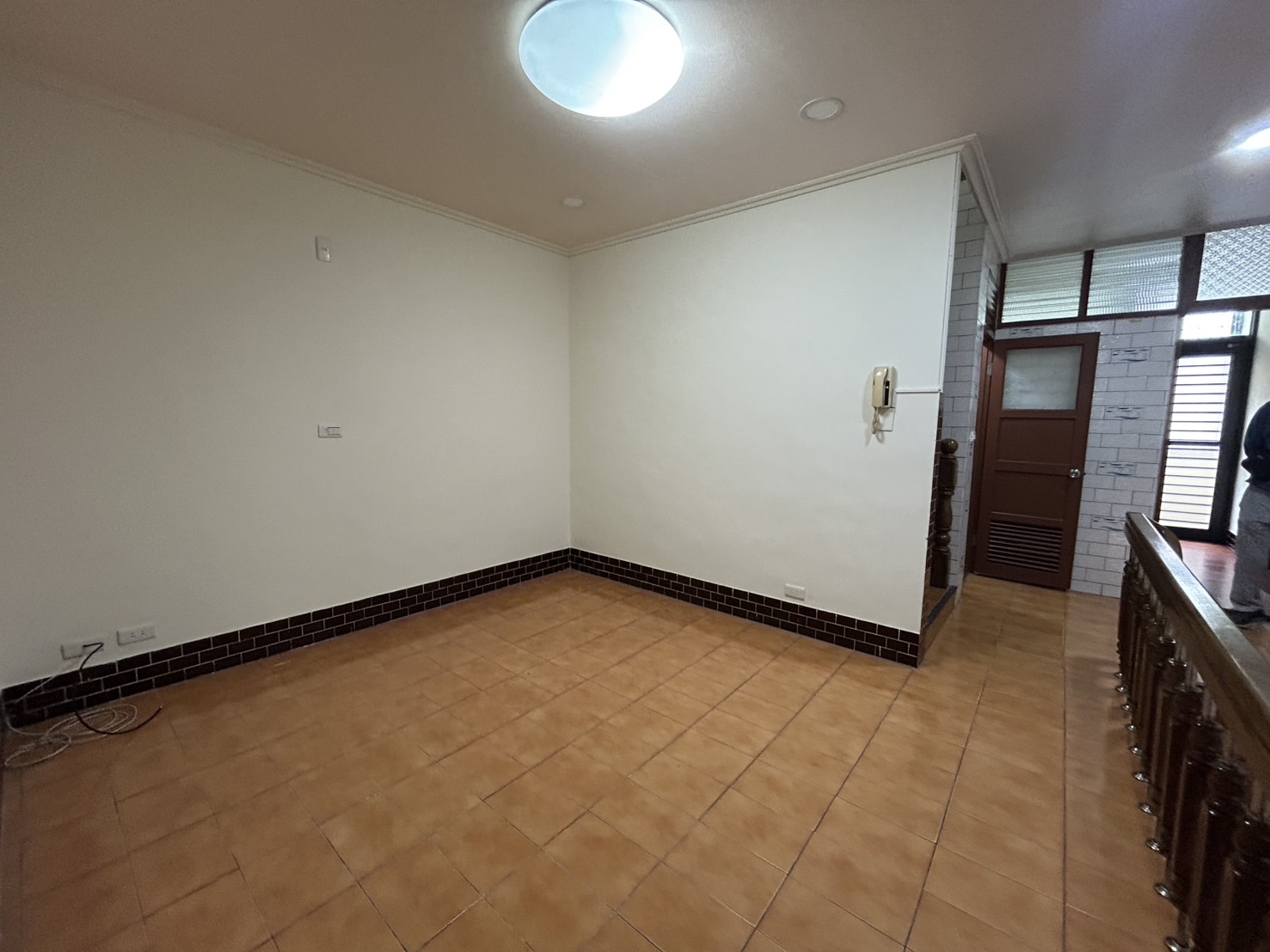 �������ǡD��ɥX���D�ڵ��\���D���s��z(H16)