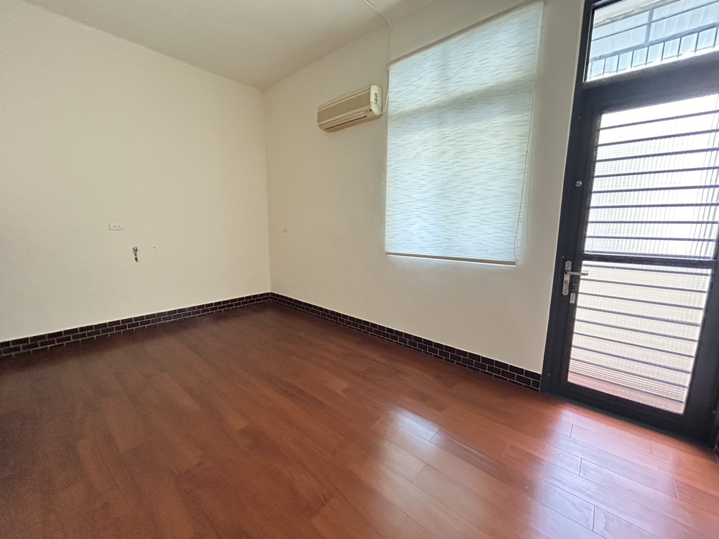 �������ǡD��ɥX���D�ڵ��\���D���s��z(H16)