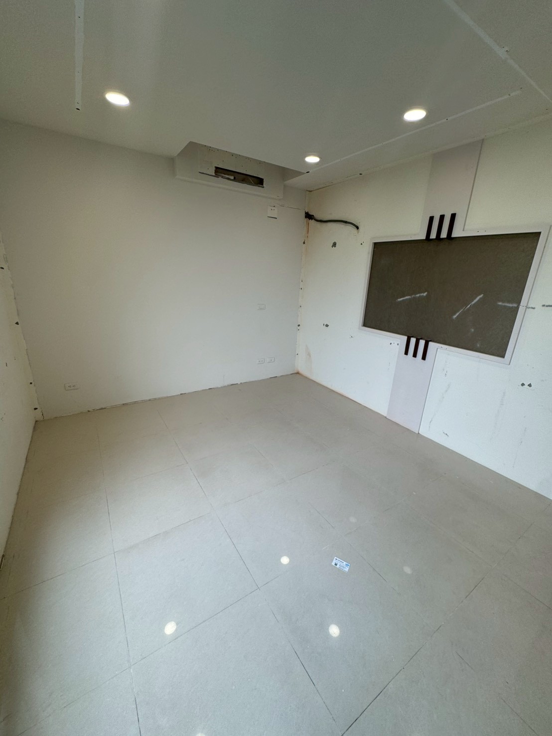 �񥨫��D���g������D�D��ɪ�����(H130)