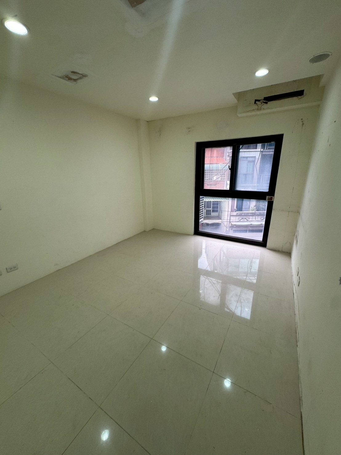 �񥨫��D���g������D�D��ɪ�����(H130)