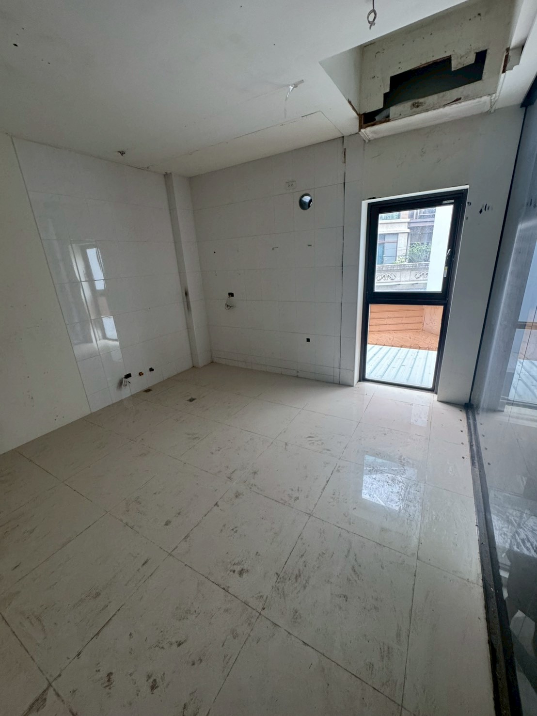 �񥨫��D���g������D�D��ɪ�����(H130)