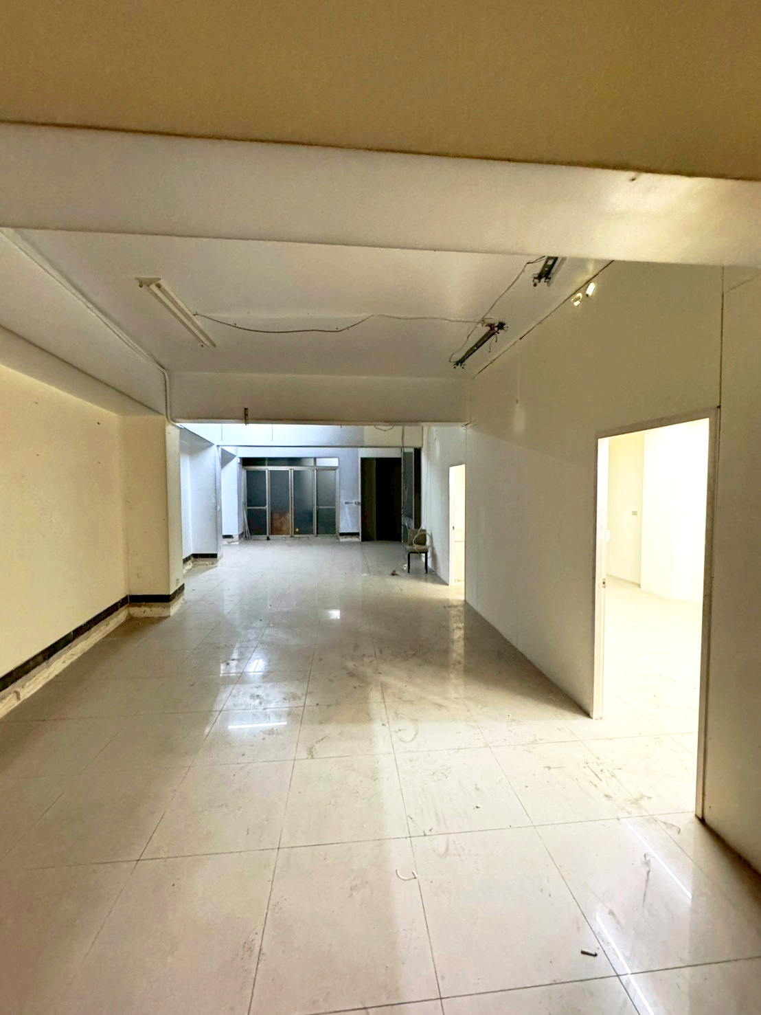 ���͸��񥨫��j�W�ơD���e���̢��D�i�\��(H132)