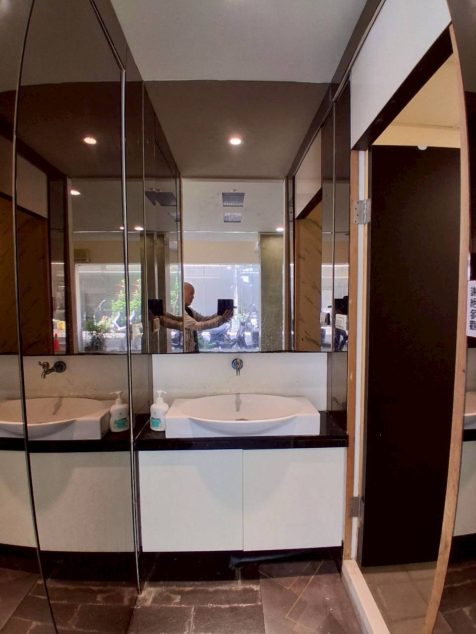 �j���ʪ�����/�W�j���e/���~/�����/��~/�u�@��(H24)