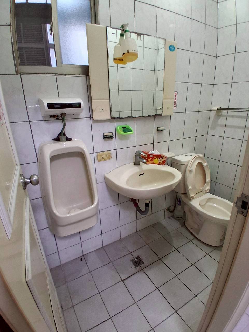 ���M�j������/���Ʃ�/�\���~����/�ʷ~�ҥi