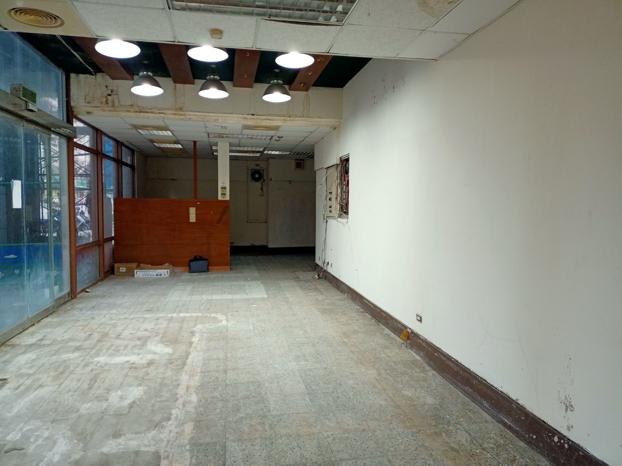 ���������E������ħ����v�~���Ыǳs����~(H64)