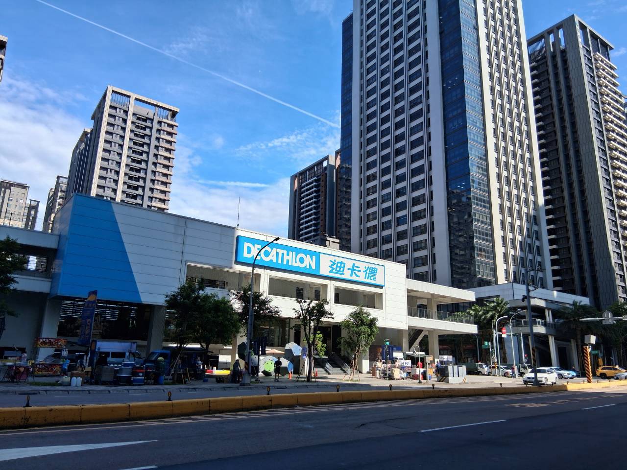���H������/�W�Ťj���e����E�ҭ���/�����~(H107)