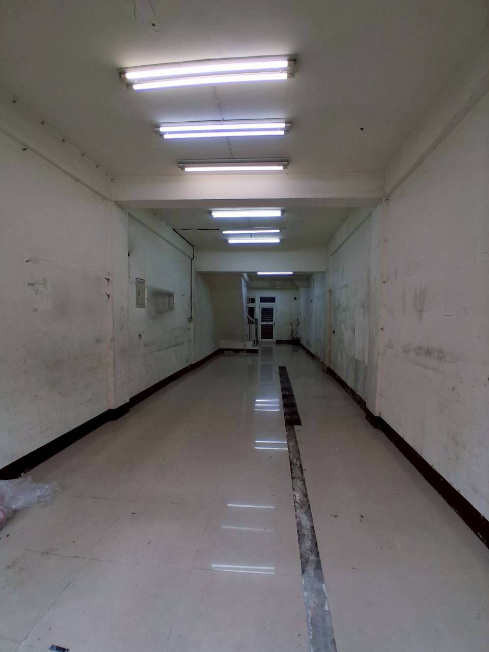 ���_�Ӱ������/�\������/�����X�@/�ʷ~�ҥi(H67)