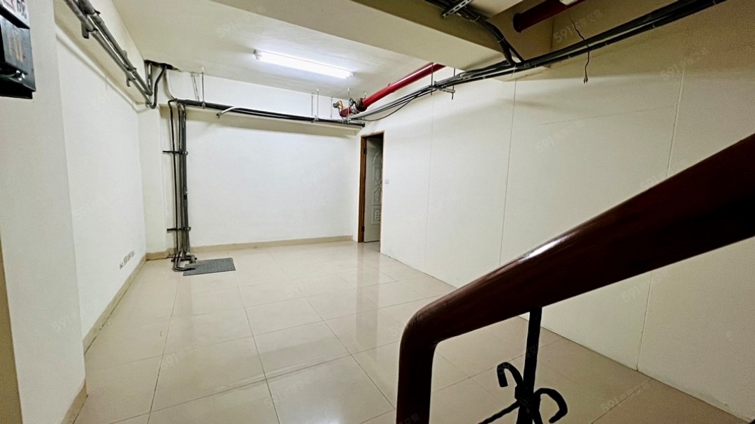 �����T���Ӱ�/�j���e���~/�Ǥ����C�~/�奫�ҥi(H147)