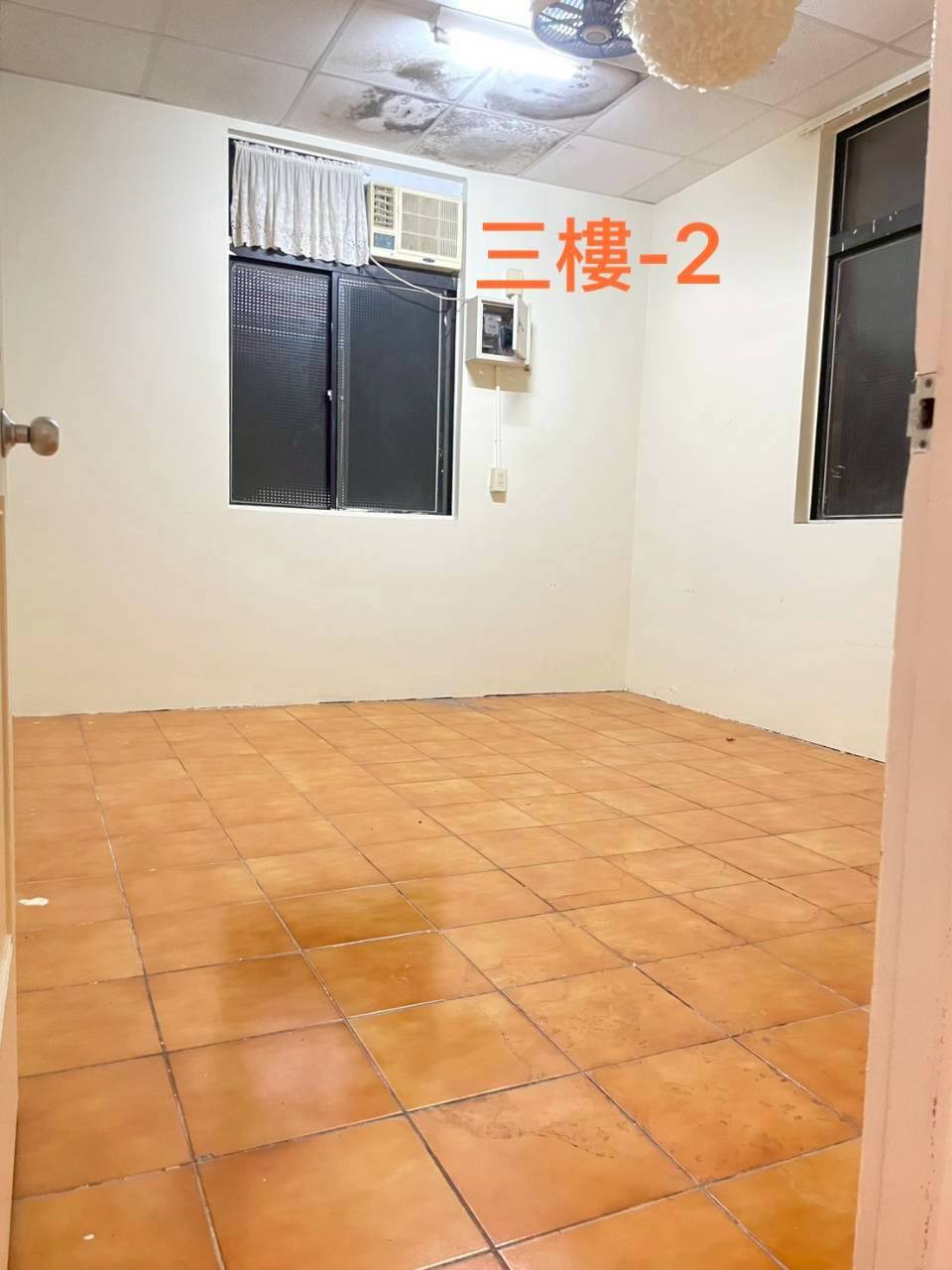 �n�j���|��ꤤ�T�����z�ѩ���(H79)