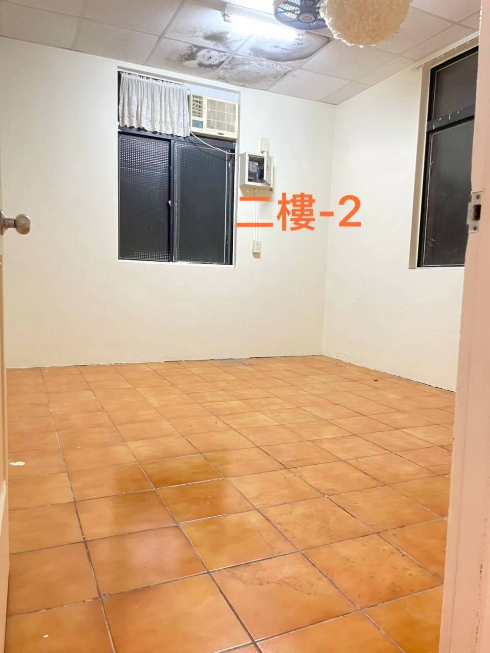 �n�j���|��ꤤ�T�����z�ѩ���(H79)