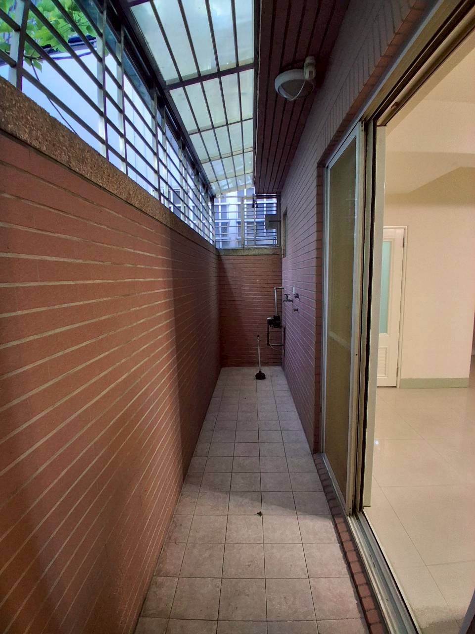 �ߨӵn�j���ʰӰ�/���e/���C/�@�ػ���/�u�@��