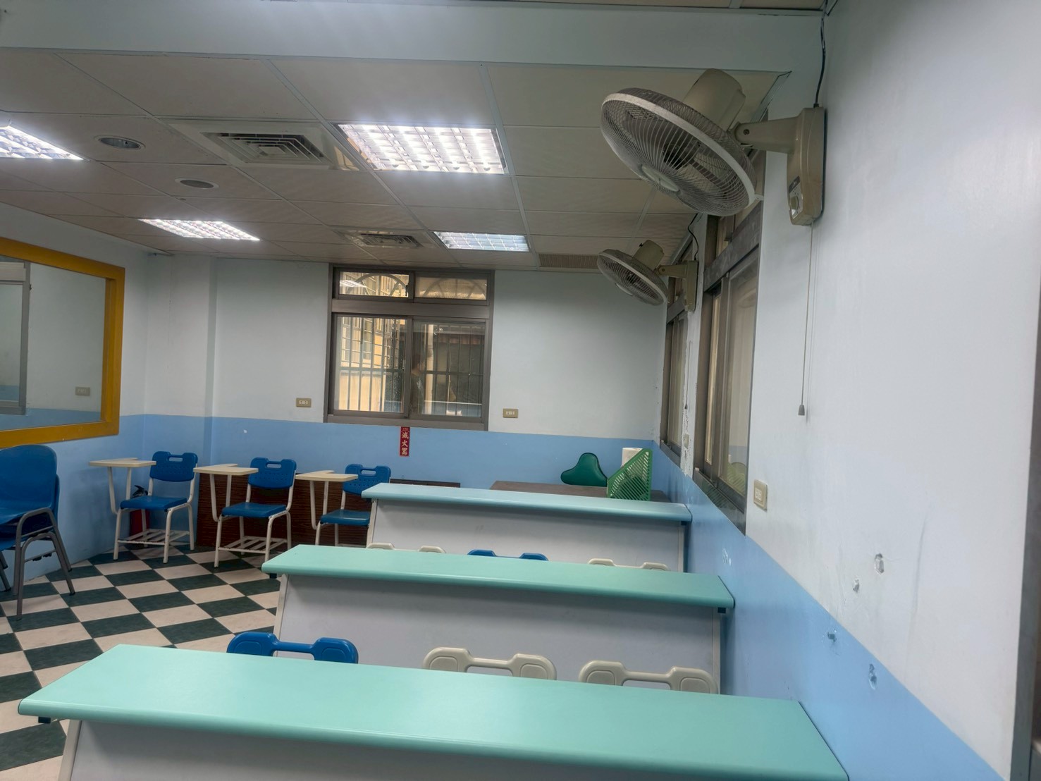 �˪F�ꤤ�z�ѩ����D�ɲ߯Z(H188)