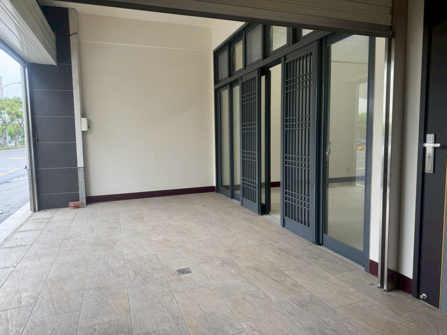 ���夤�ߩ����D�줽�D�u�@��(H184)