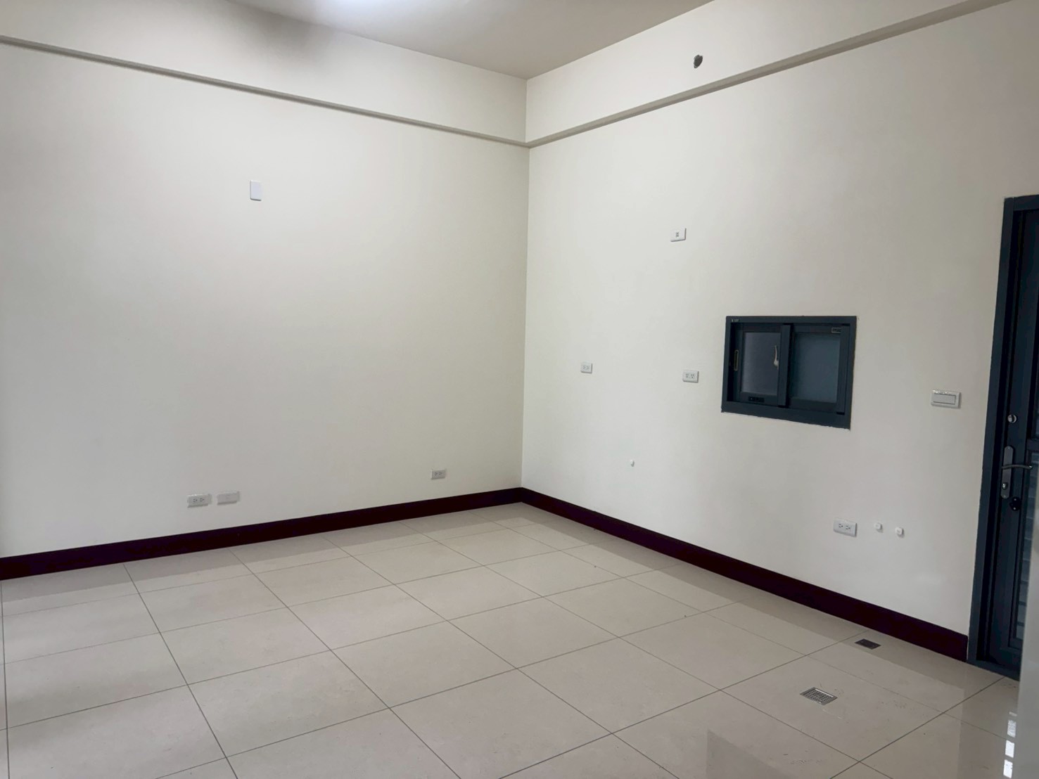 ���夤�ߩ����D�줽�D�u�@��(H184)