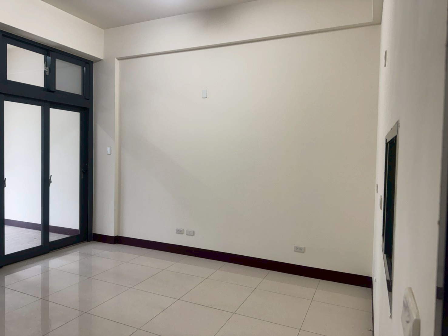 ���夤�ߩ����D�줽�D�u�@��(H184)