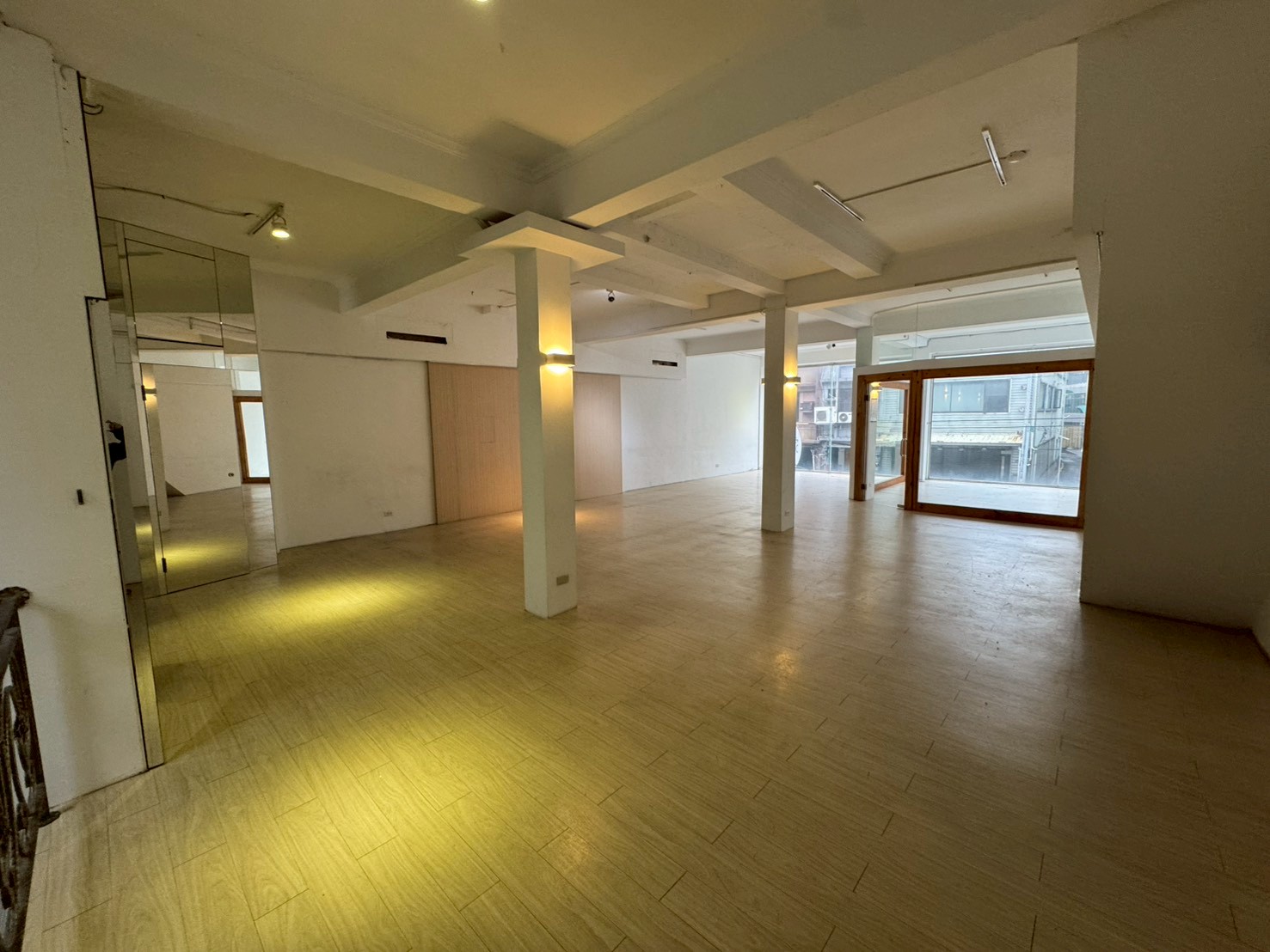 �F��j���ʡD��j���D�K�̭��e�D�i�����D�A�ʷ~(H108)