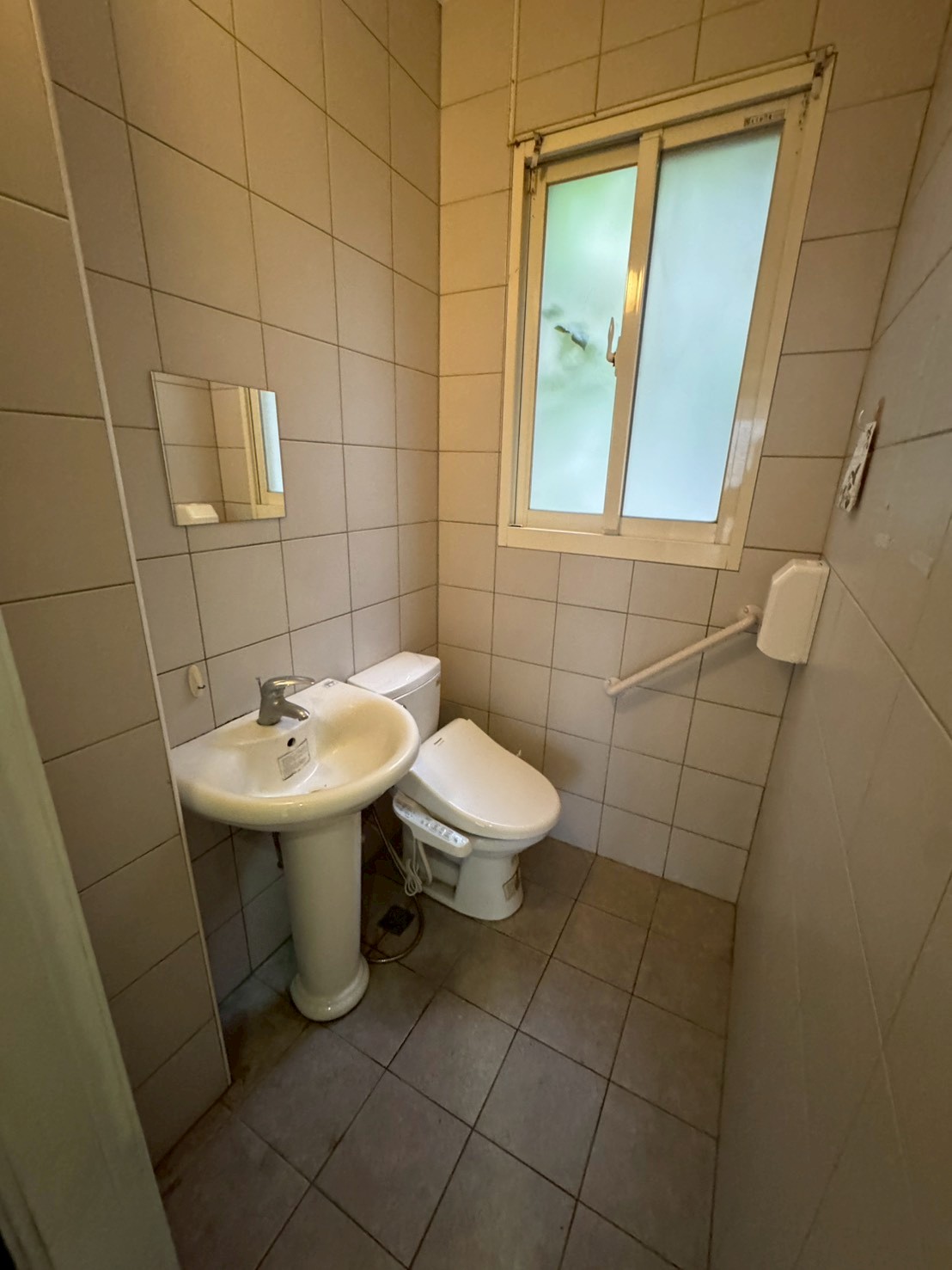 �F��j���ʡD��j���D�K�̭��e�D�i�����D�A�ʷ~(H108)